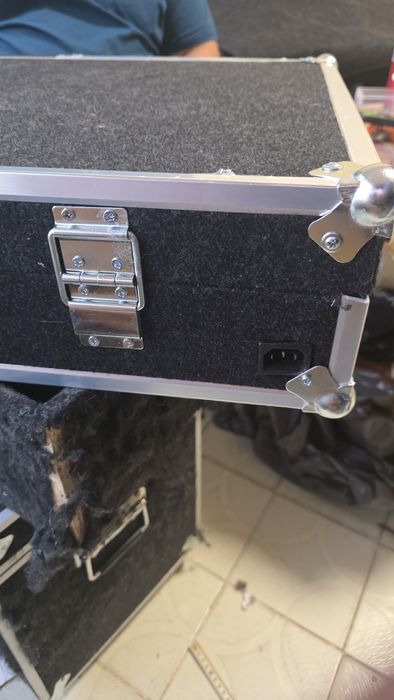 Изработка на кейс