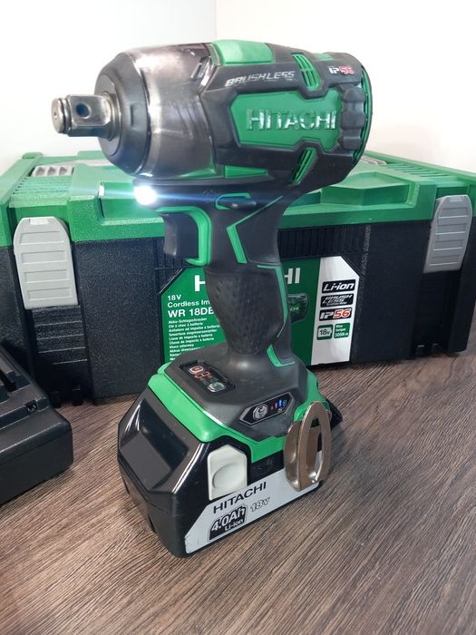 Vând impact Hitachi cap 1/2