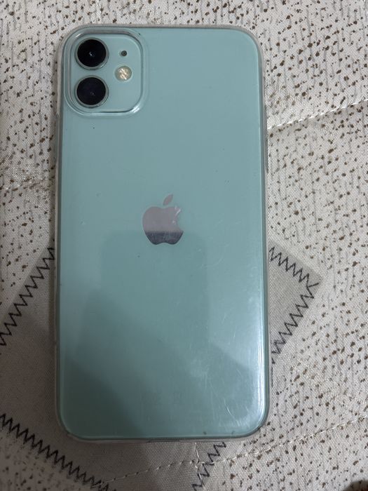 Iphone 11  128 гб 70000 тг