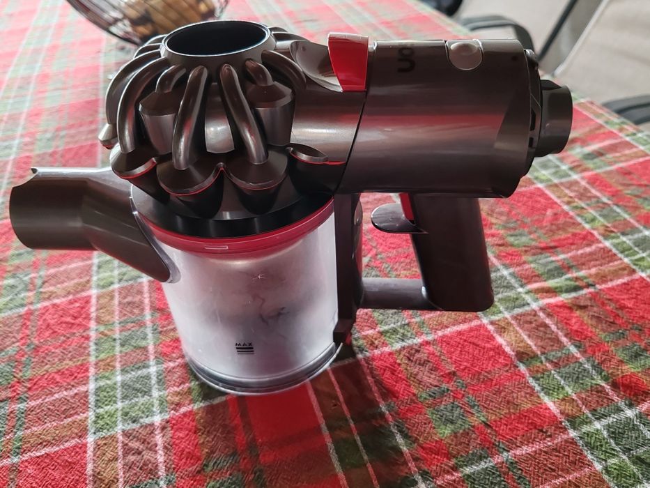 Dyson ne testat, fără accesorii