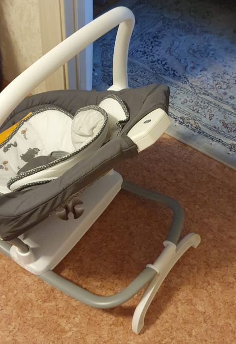 Шезлонг продаю не