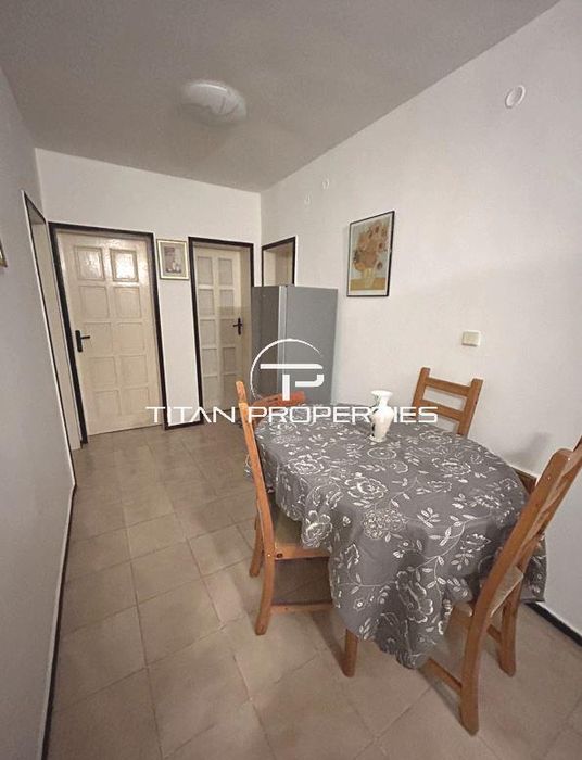 Дава се под наем Тристаен апартамент в Варна, м-т Траката - 85 кв.м за 560.49 € - Снимка #3