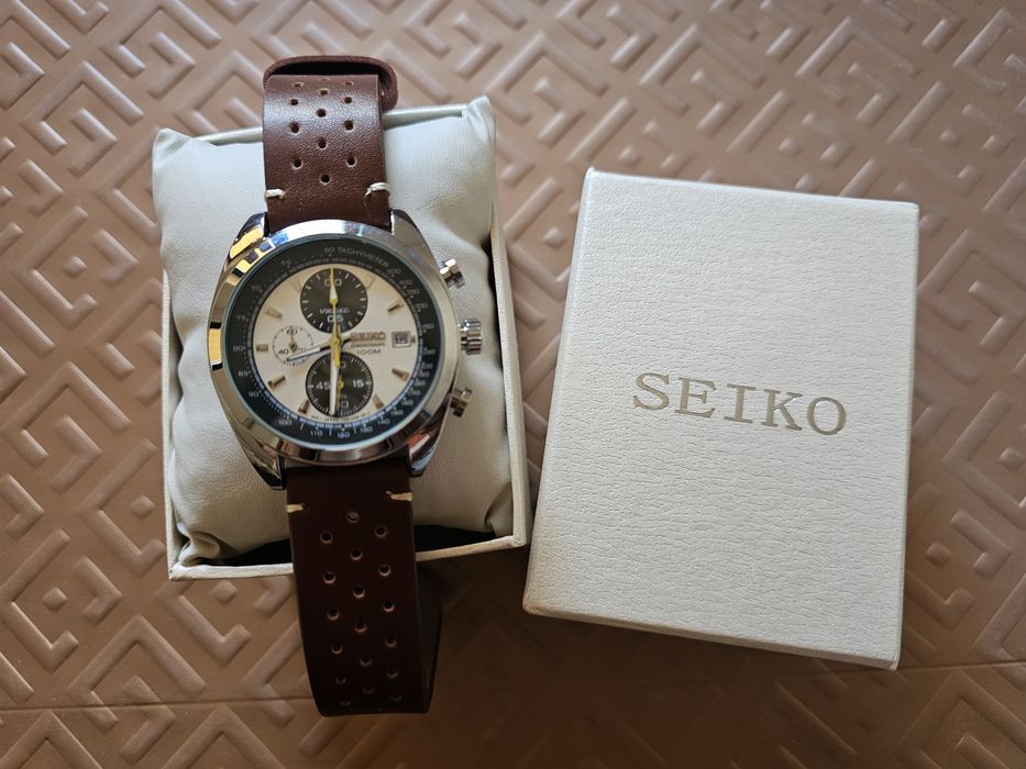Мъжки часовник SEIKO нов
