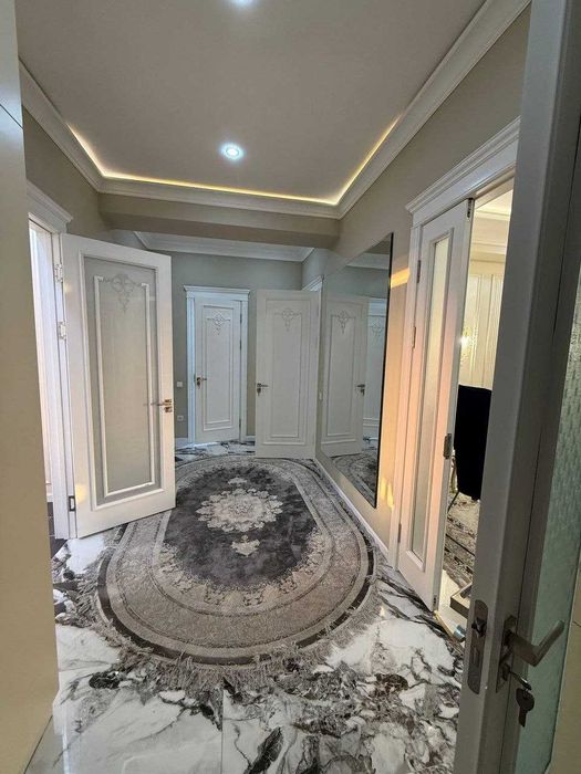 Продается 3 комнатная квартира на ЖК Hilmar  с мебелью и техникой. БКС