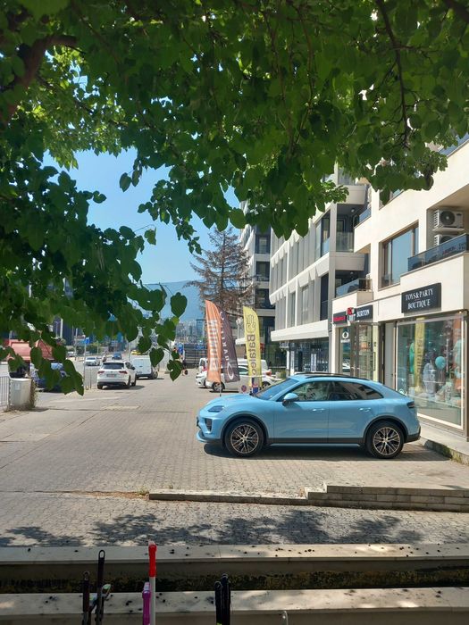 Продава се Заведение в София, Хладилника - 45 кв.м за 556 €/кв.м - Снимка #2