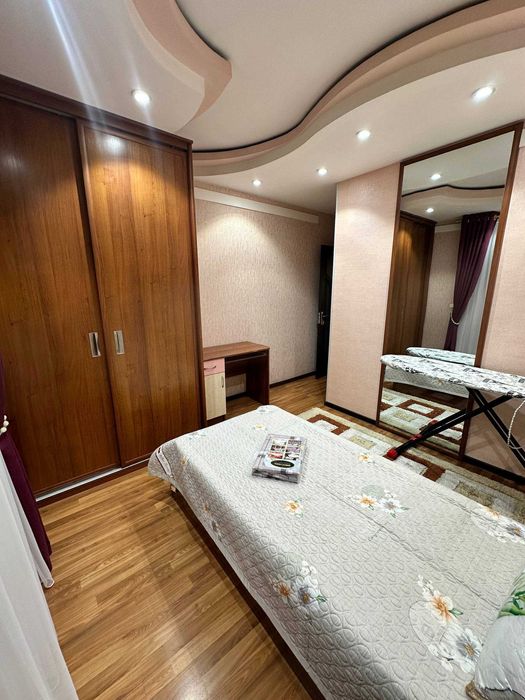 Мирабадский район
Продается квартира. 3/3/4 - 78 кв2 метро. Ойбек