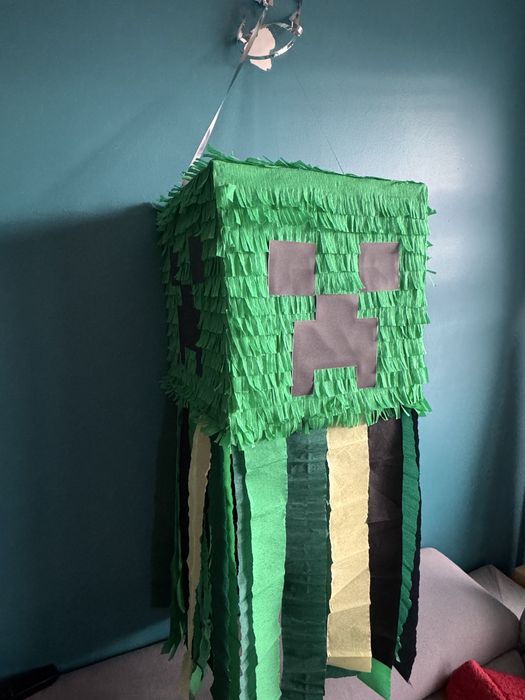 Minecraft пинята