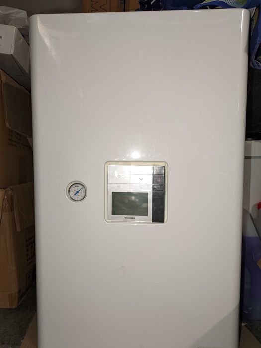 Термопомпа Toshiba - спукан топлообменник