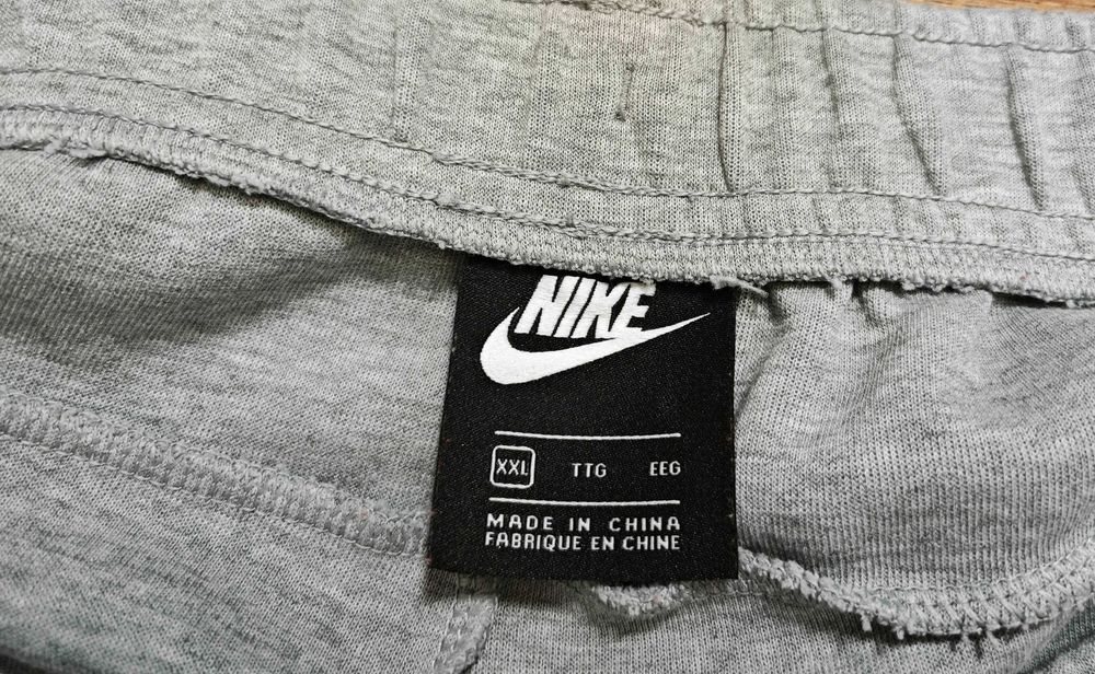 NIKE Оригинални мъжки къси панталони размер XXL / 2XL