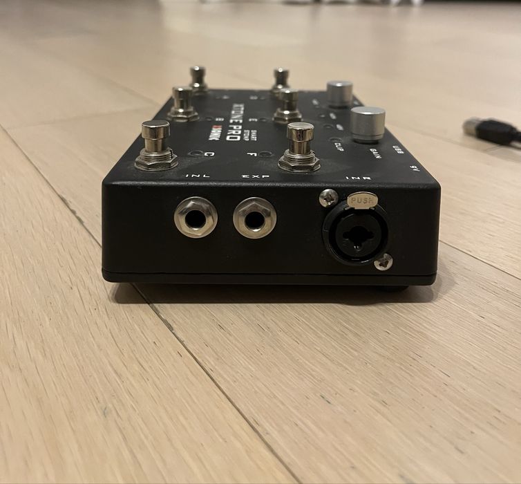 Аудиоинтерфейс / MIDI-контроллер XSONIC XTONE Pro