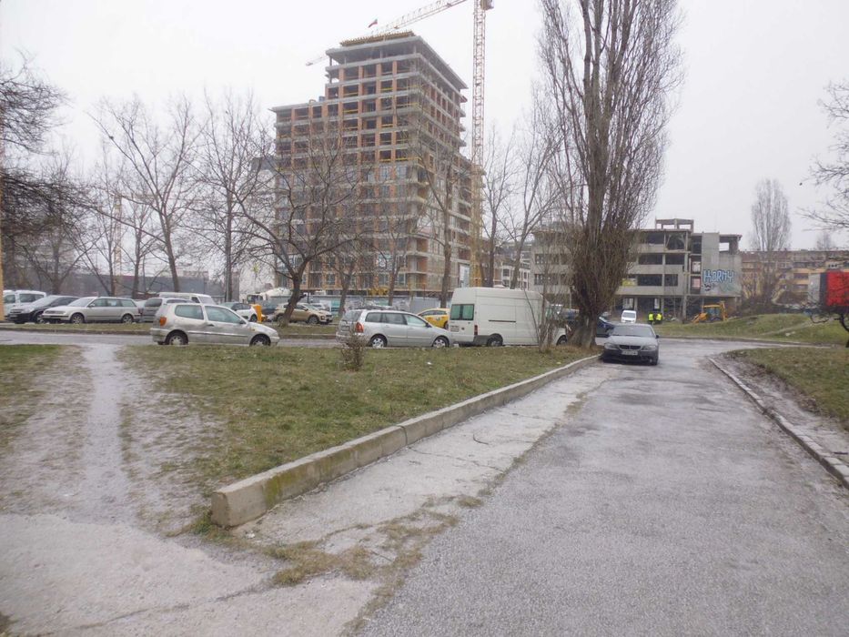 Тристаен апартамент за продажба в ж.к. Люлин 3, гр.София