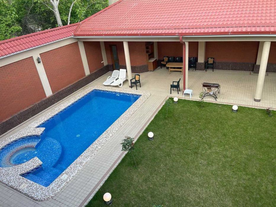 2х этажный дом 5.5 соток 330м2 Ракат махалля 6 комнат, 4 с/у, бассейн