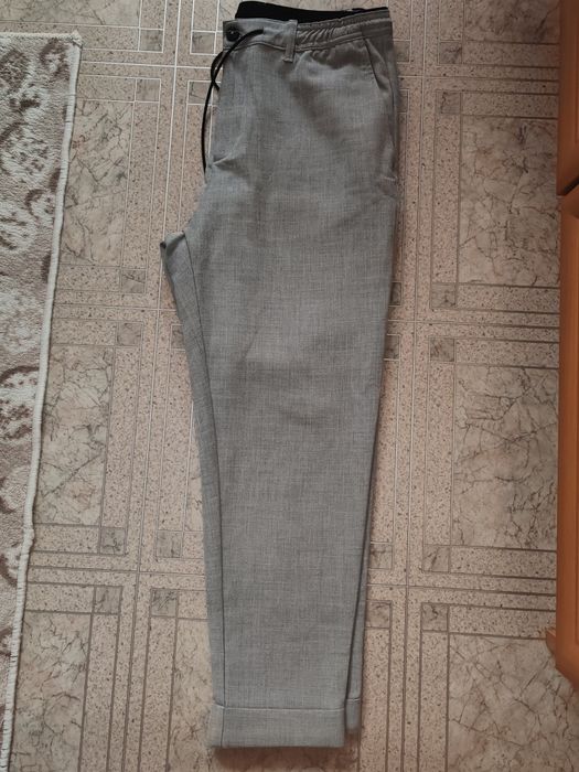 Прав панталон с ластик Zara