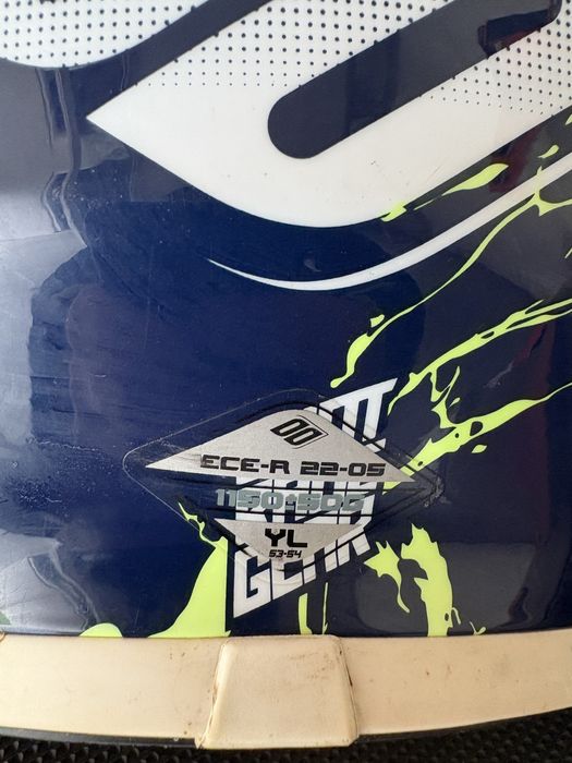 Casca enduro shot