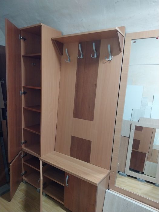 Mobilier hol în stare perfectă