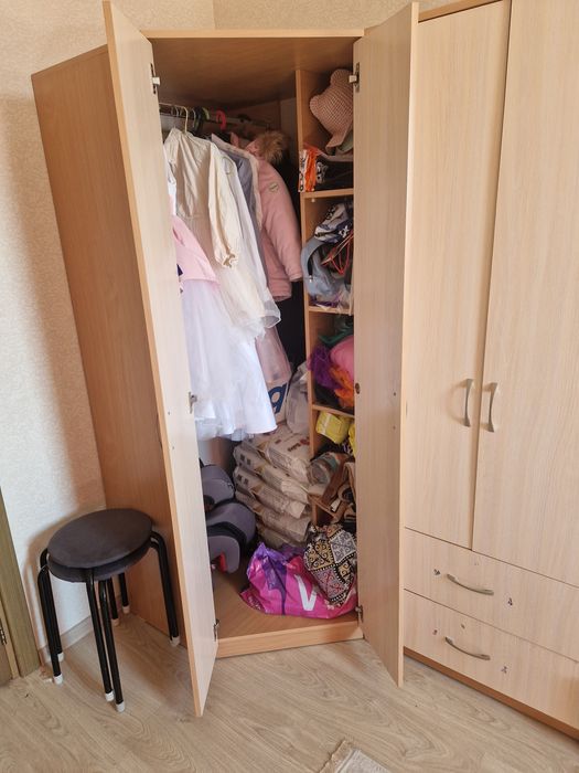 Продам шкаф из детской