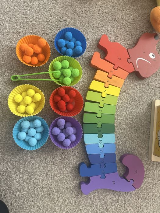 Лот от детски играчки
