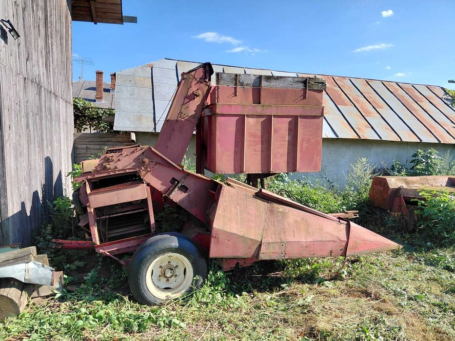 Vand combina de porumb Yugoslavia