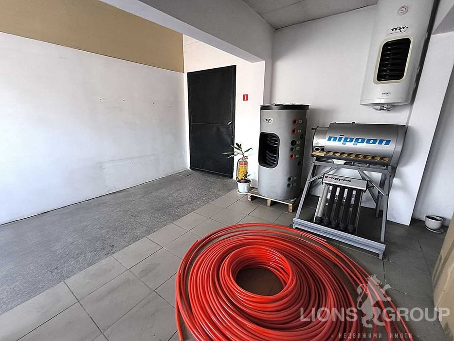 Продава се Промишлена сграда в Варна, Западна промишлена зона - 257 кв.м за 1168 €/кв.м - Снимка #4