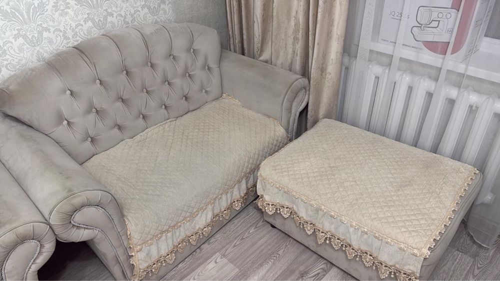 Диван красивый 4 предмета