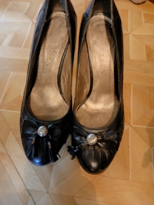 Продам туфли женские
