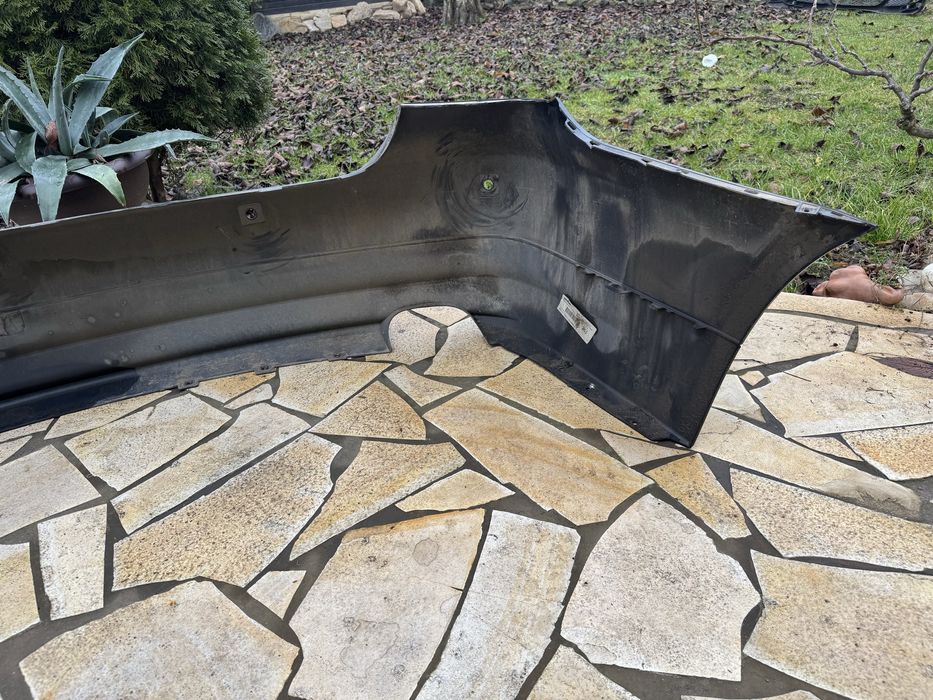 Bara spate BMW E90 facelift Black Sapphire