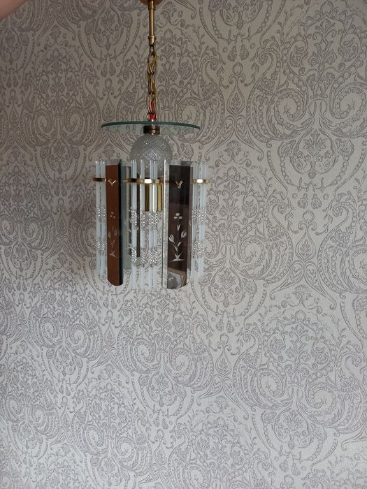 Люстра одноламповая