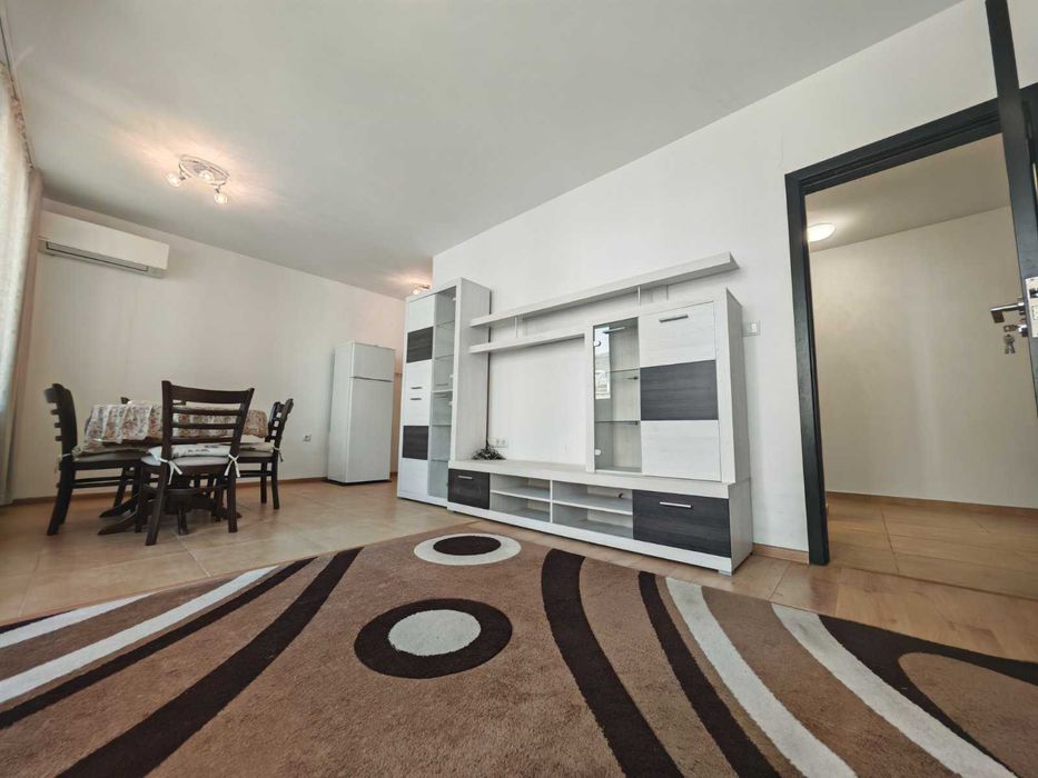 Продава се Двустаен апартамент в Бургас, Възраждане - 62 кв.м за 2541 €/кв.м - Снимка #3