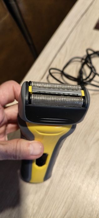 Aparat de ras electric Remington