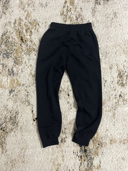 Pantaloni de trening