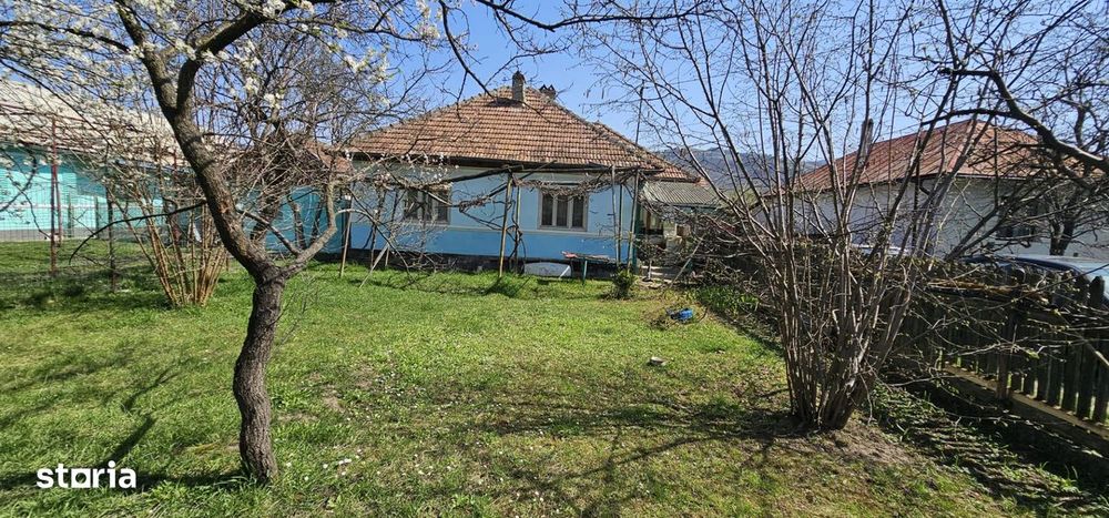 Casa de vanzare, Darmanesti - locul unde linistea devine acasa