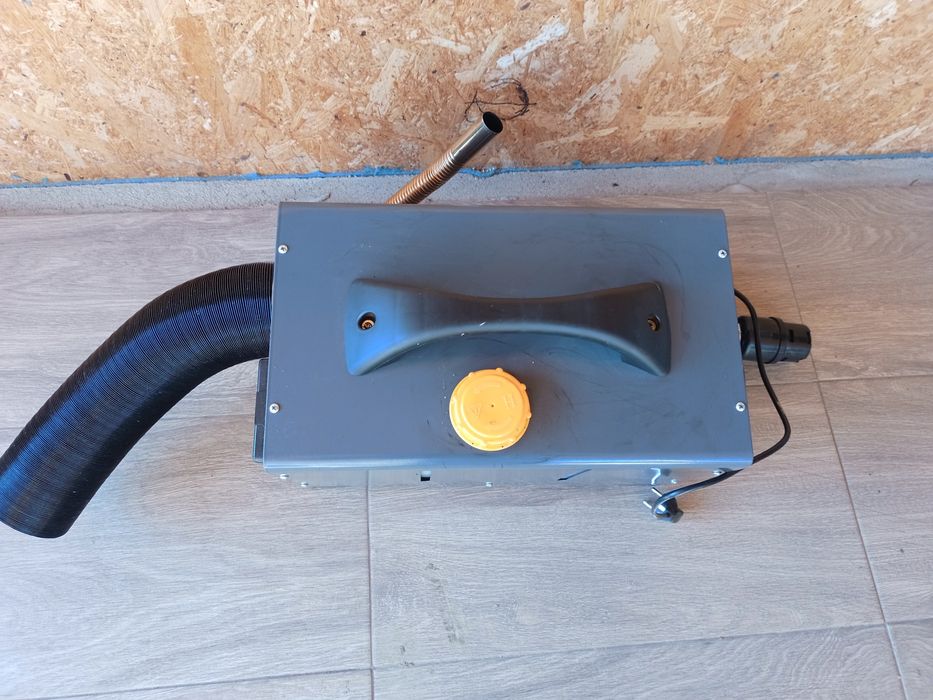 Vând soba pe motorină 12kw