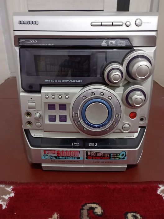 Muzikalni sentir Samsung 3000w urta usletili