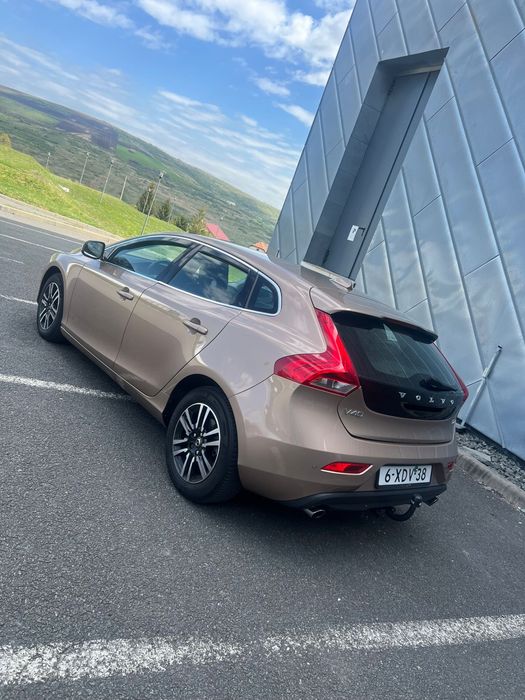 VOLVO V40 2014 — imagine 3