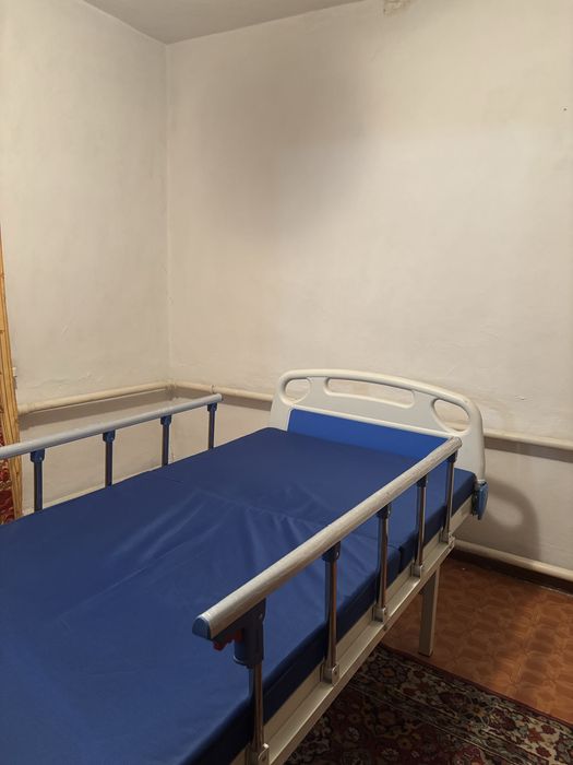 Медицинская кровать + матрац