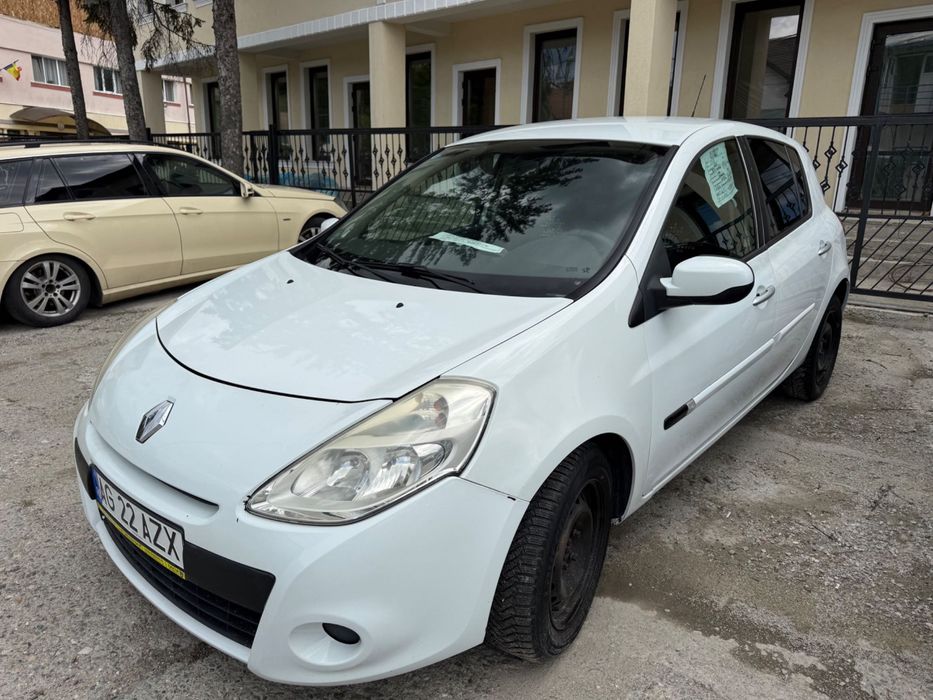 RENAULT Clio