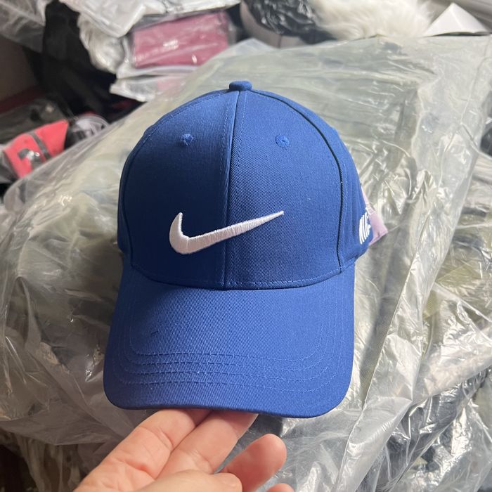 мъжка шапка NIKE лятна твърда козирка универсален размер 57-58см