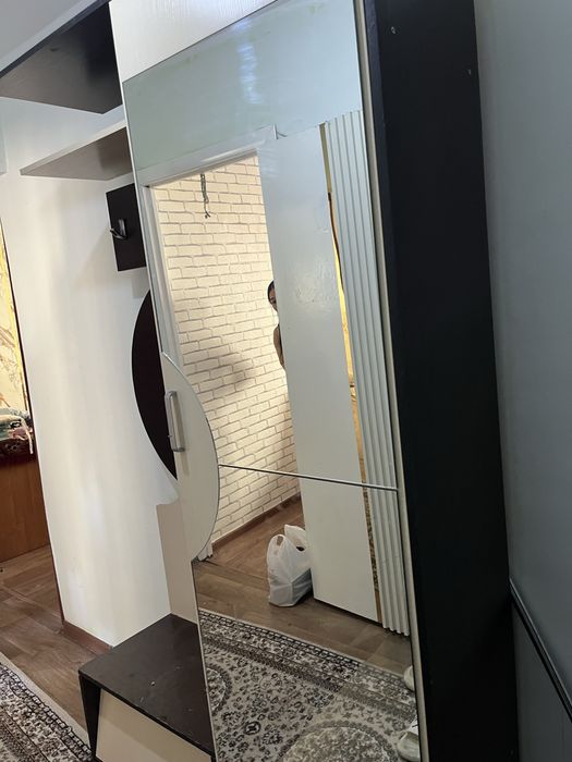 Шкаф для прихожей СРОЧНО