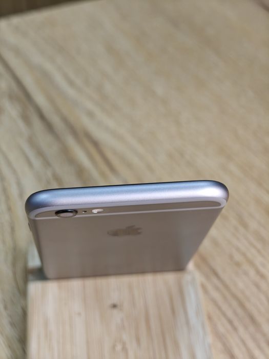 Iphone 6s, айфон 6с. акб 81%.