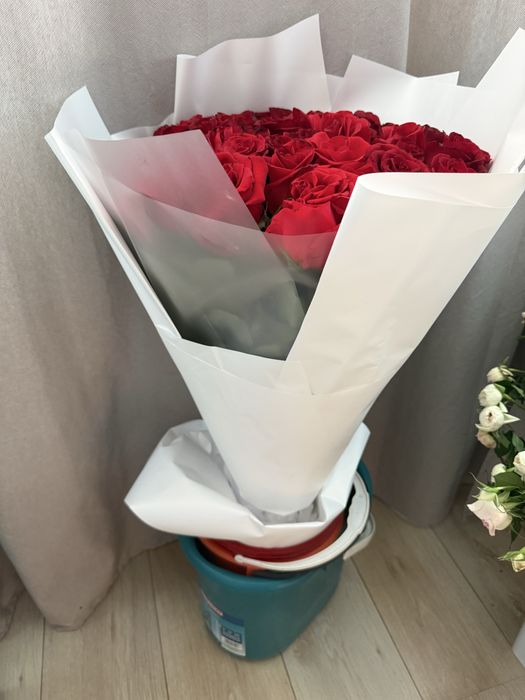 Срочно букет роз