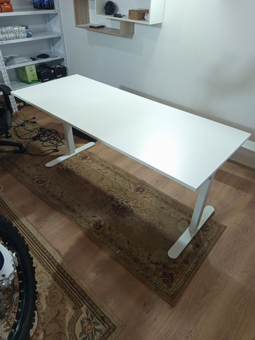 Бюро за Компютър и Д-р 160/64.5/75