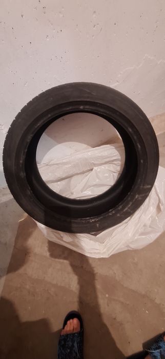 Anvelope vară 225 40 18