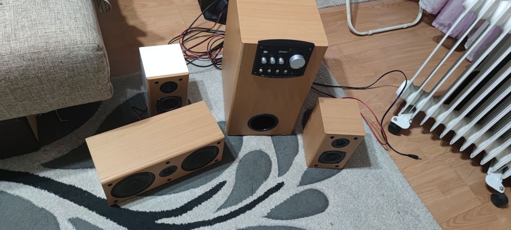 Sistem audio Genius 5.1( configurație 3.1)+Dvd Seg