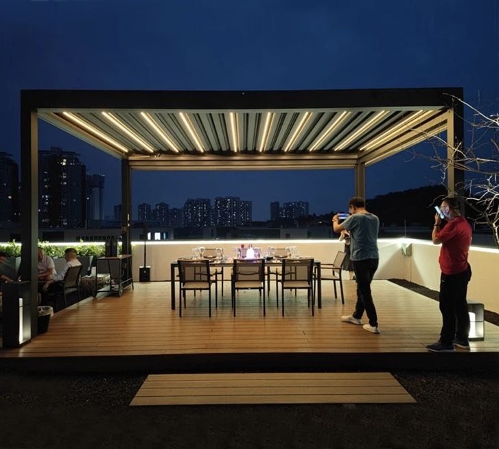 Масивна алуминиева пергола с отваряем покрив