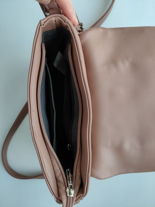 Продам сумку через плечо