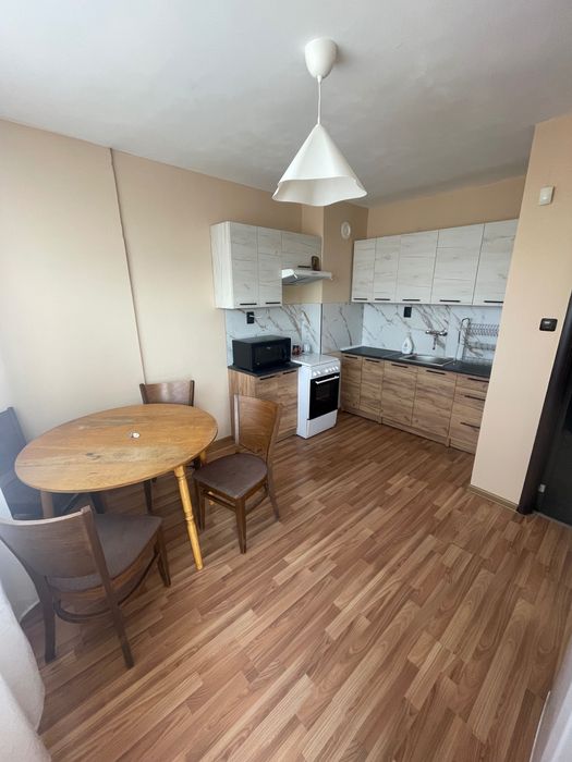 Отдавам обзаведен апартамент под наем в гр.Перник - Център