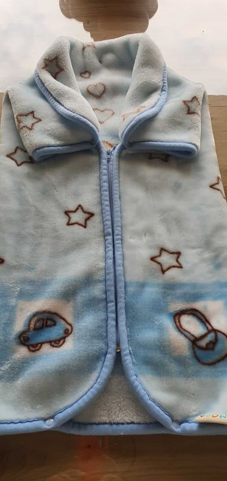 Ново бебешко одеяло което става и чувалче