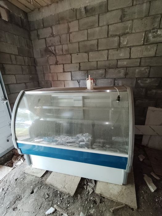 Продам холодильники