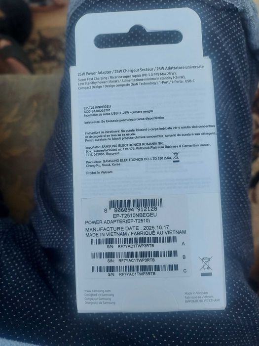 Telefon samung nou pachet