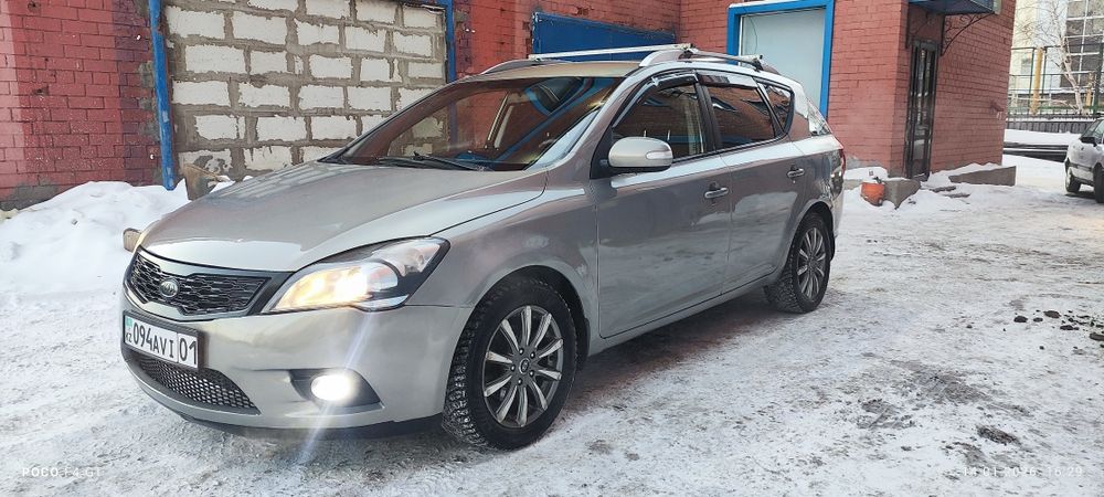 Продам KIA CEE'D 1,6л АКПП 2010г.